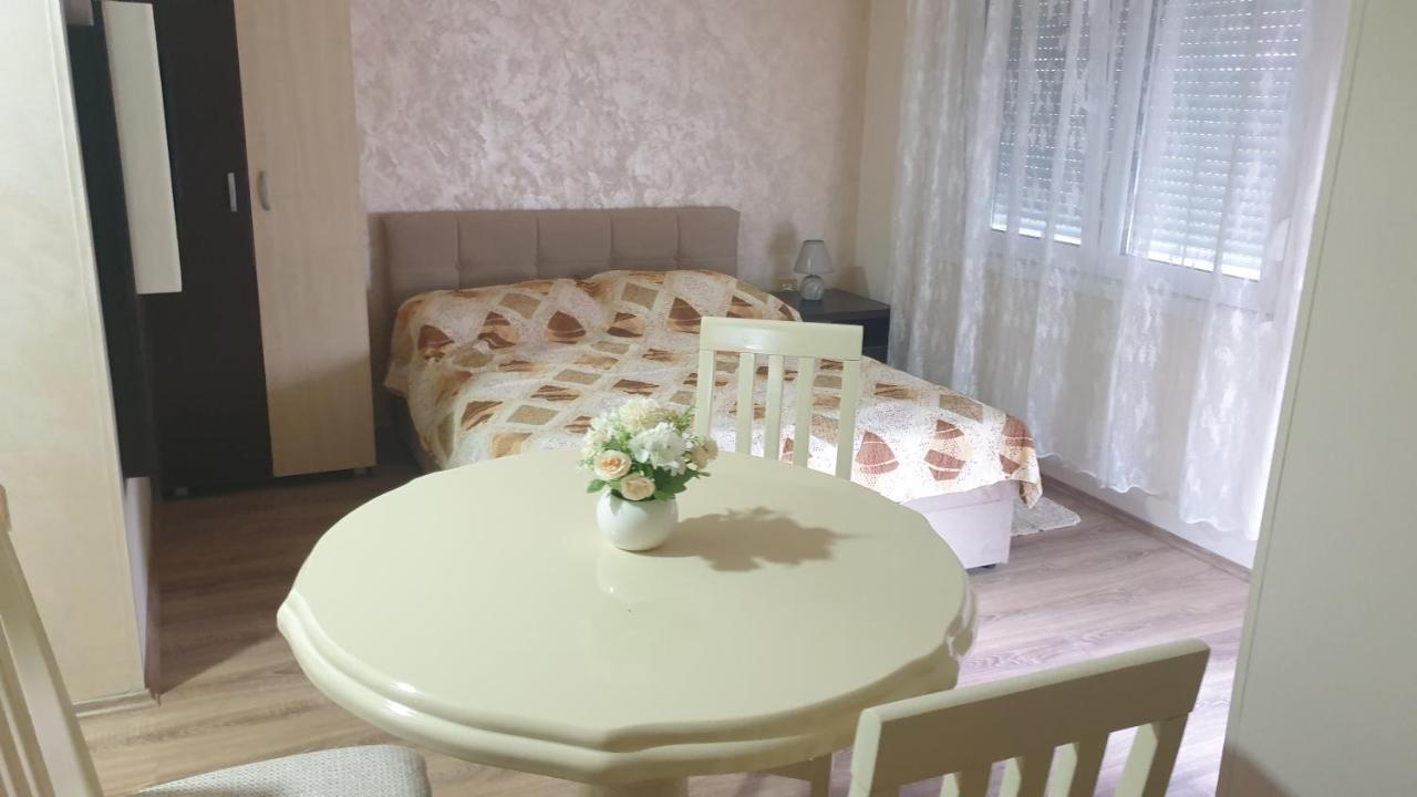 Apartments Kamenjar Novi Sad Eksteriør bilde
